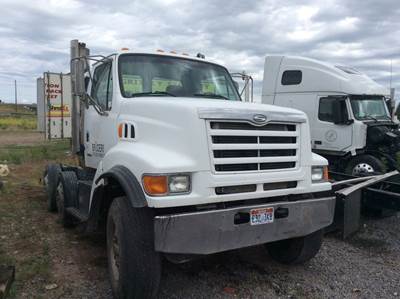 Sterling L9511 Salvage Truck