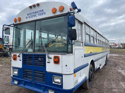 Thomas Built Saf-T-Liner MVP EF Salvage Truck