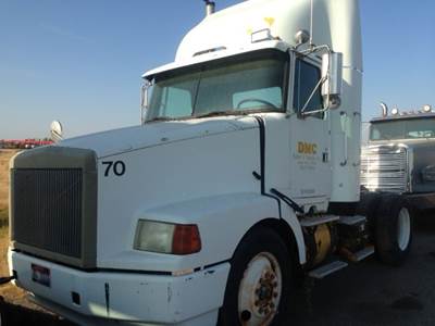 Volvo / WhiteGMC WCA Salvage Truck