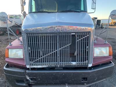 Volvo / WhiteGMC WIA Aero Salvage Truck