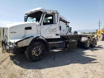 Volvo VHD Salvage Truck
