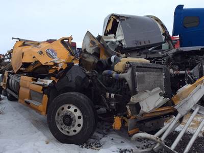 Volvo VNL Salvage Truck