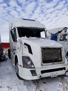 Volvo VNL Salvage Truck