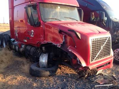 Volvo VNL Salvage Truck