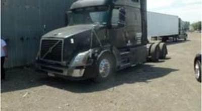 Volvo VNL Salvage Truck