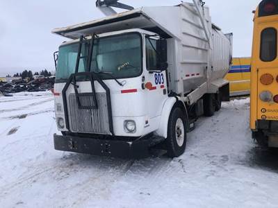 Volvo WX Salvage Truck