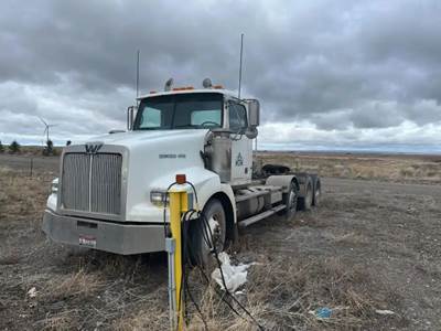 Western Star 4900 Salvage Truck
