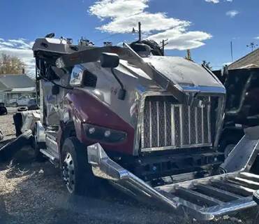 Western Star 49X Salvage Truck