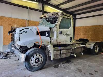 Western Star 49X Salvage Truck