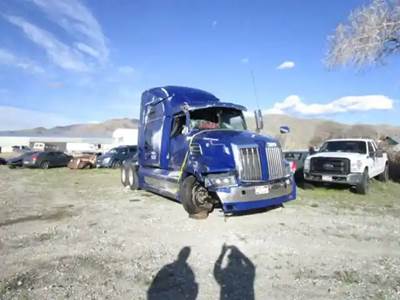 Western Star 5700 Salvage Truck