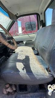 Chevrolet C6500 Seat