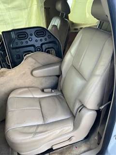 GMC YUKON XL Seat