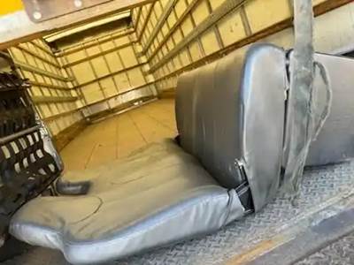 International DuraStar 4300 Right Seat