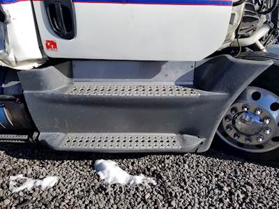 Freightliner Cascadia 125 Fairing