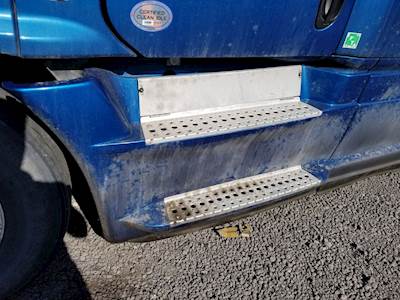 Freightliner Cascadia 125 Fairing