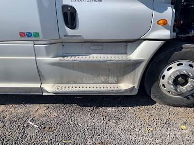 Freightliner Cascadia 125 Fairing