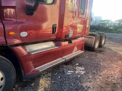 Freightliner Cascadia 125 Fairing