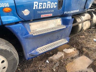 Freightliner Cascadia 125 Fairing