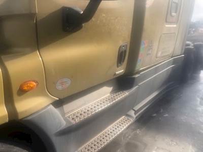 Freightliner Cascadia Fairing