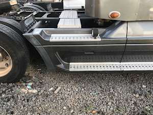 Freightliner Columbia 120 Fairing