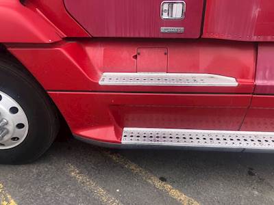 Freightliner ST120 Fairing