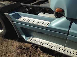 Freightliner ST120 Fairing