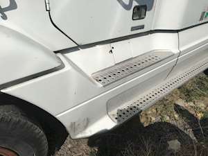 Freightliner ST120 Fairing