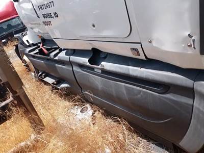 International ProStar Left Fairing