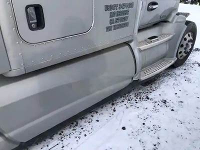 Kenworth T680 Right Fairing