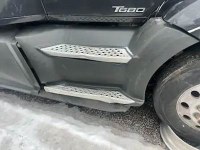 Kenworth T680 Right Fairing