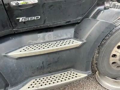 Kenworth T680 Right Fairing