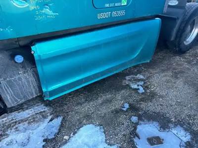 Peterbilt 579 Left Fairing