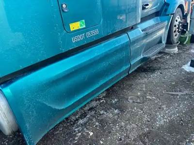 Peterbilt 579 Right Fairing