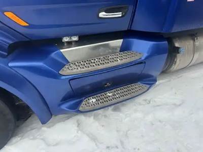 Peterbilt 579 Left Fairing