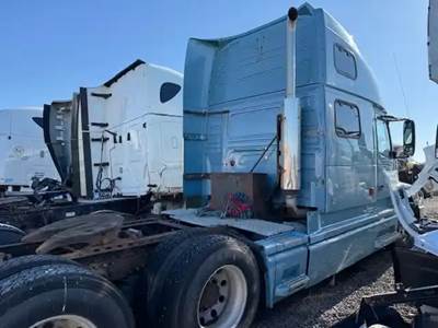 Volvo VN Right Fairing