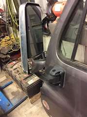Freightliner Cascadia Side View Mirror
