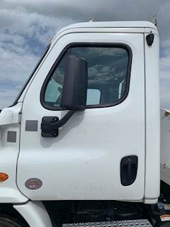Freightliner Cascadia 113 Left Side View Mirror