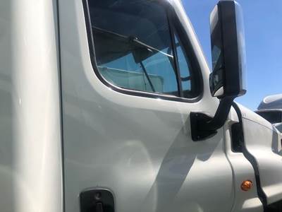 Freightliner Cascadia 125 Right Side View Mirror