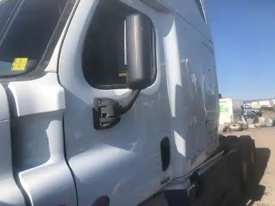 Freightliner Cascadia 125 Left Side View Mirror