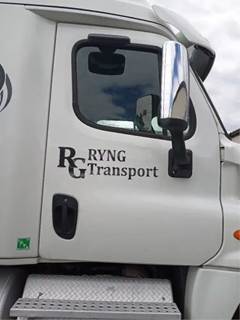 Freightliner Cascadia 125 Right Side View Mirror