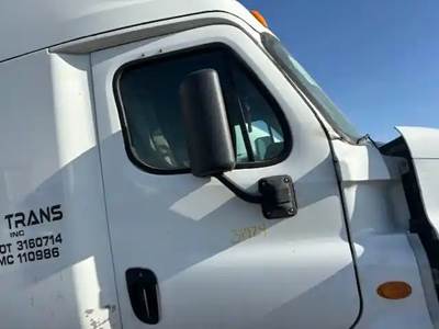 Freightliner Cascadia 125 Right Side View Mirror