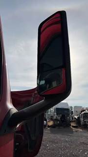 Freightliner Cascadia 126 Right Side View Mirror