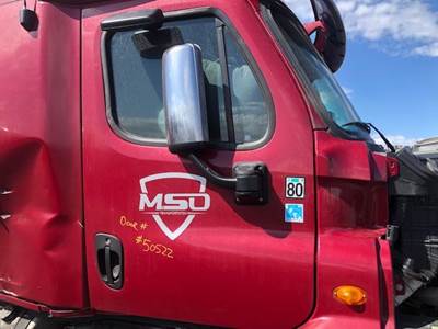 Freightliner Cascadia 132 Right Side View Mirror