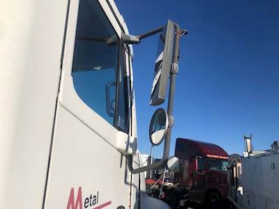 Freightliner Columbia 120 Right Side View Mirror