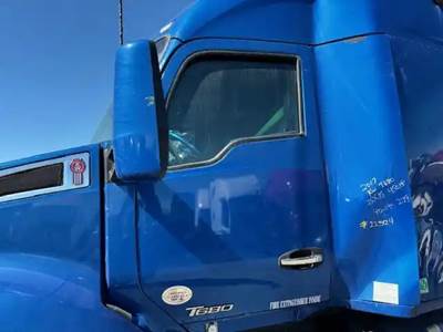 Kenworth T680 Left Side View Mirror