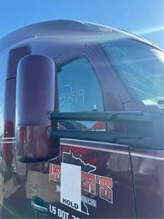 Kenworth T680 Right Side View Mirror