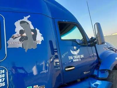 Kenworth T680 Right Side View Mirror