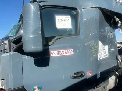 Kenworth T680 Left Side View Mirror