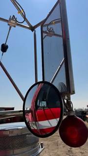 Kenworth T800 Right Side View Mirror