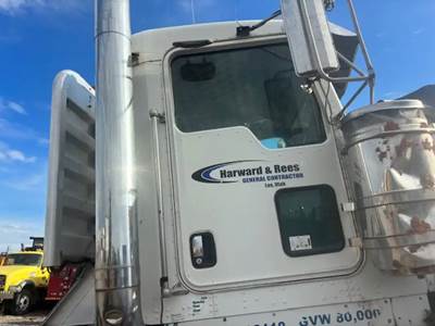 Kenworth W900 Right Side View Mirror